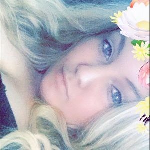 Meet your Posher, Kaylee